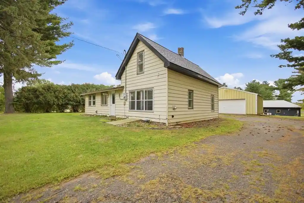 Photo 1 of Single family home for sale at 1866 60th Avenue, Osceola, WI 54020 | MLS# 1605252 | Listing updated on 2026-09-18