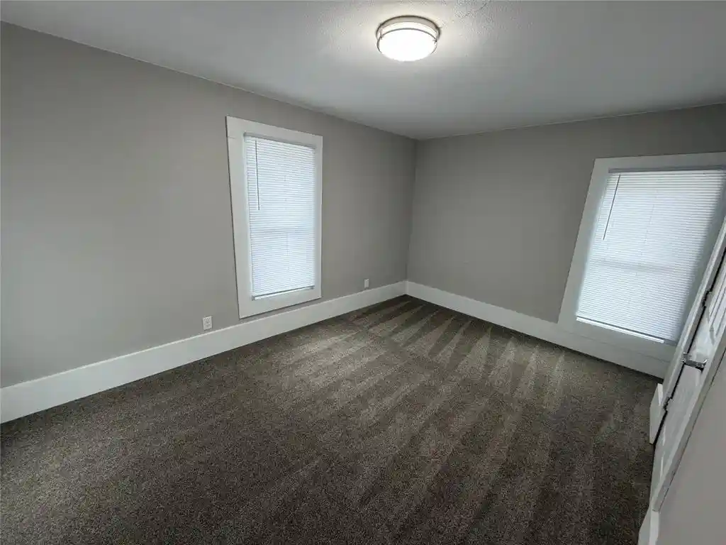 Photo 3 of Single family home for sale at 406 Talmadge St, Eau Claire, WI 54701 | MLS# 1605201 | Listing updated on 2026-09-18