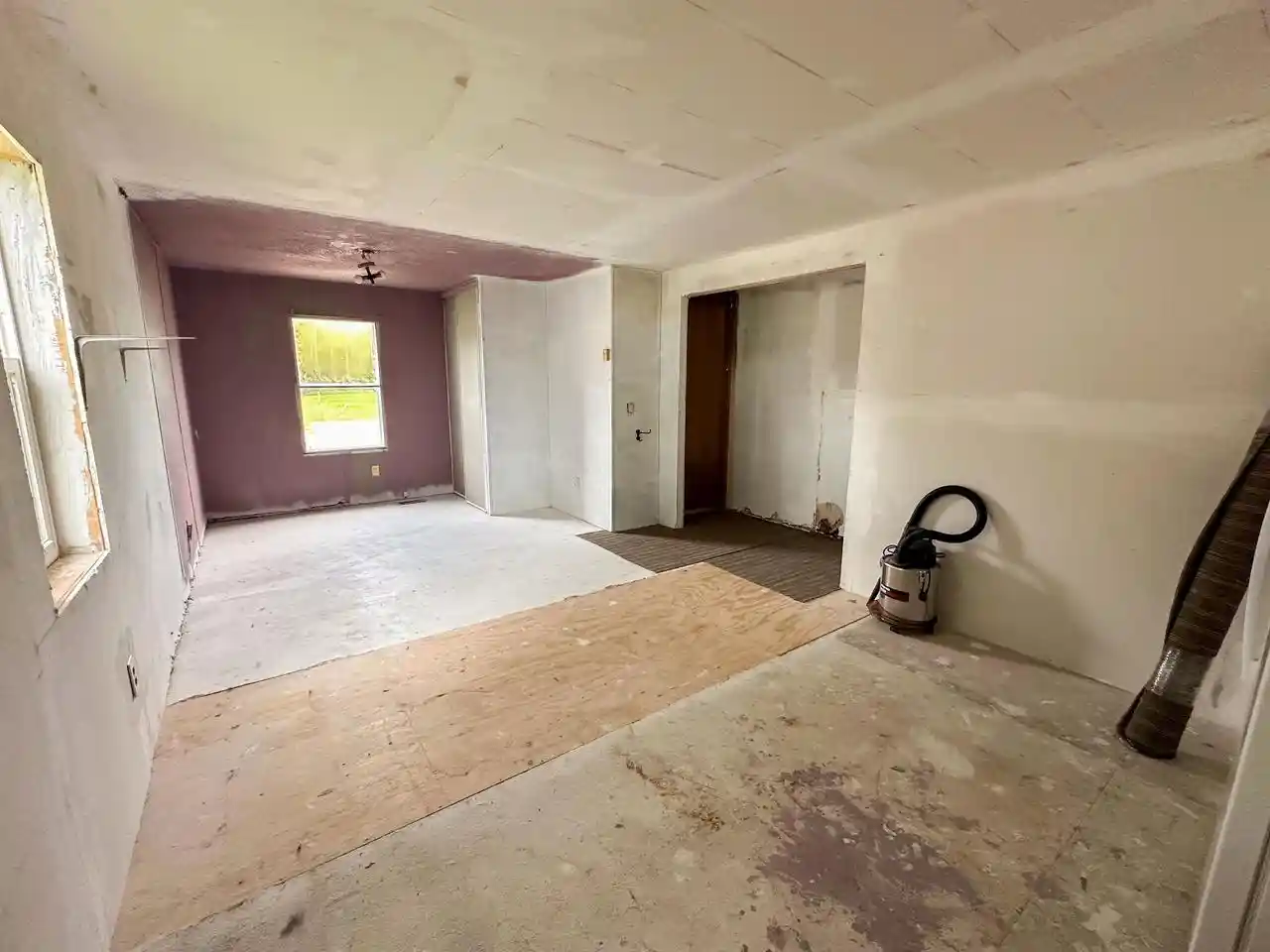 Photo 4 of Single family home for sale at N3305 Cty Rd M #156, West Salem, WI 54669 | MLS# 2032966 | Listing updated on 2026-09-18