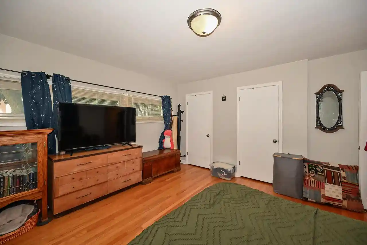 Photo 3 of Multi family home for sale at 4339 N Sheffield Ave #4341, Milwaukee, WI 53211 | MLS# 1981196 | Listing updated on 2026-10-06