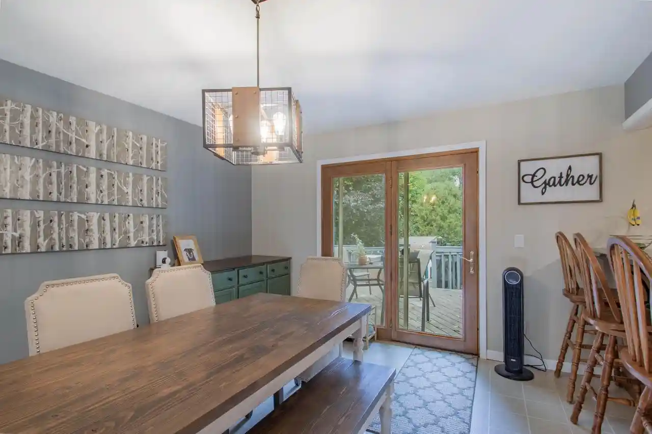 Photo 2 of Sale Pending at 513 Mary Knoll Ln, Watertown, WI 53098 | MLS# 1981197 | Listing updated on 2026-09-23