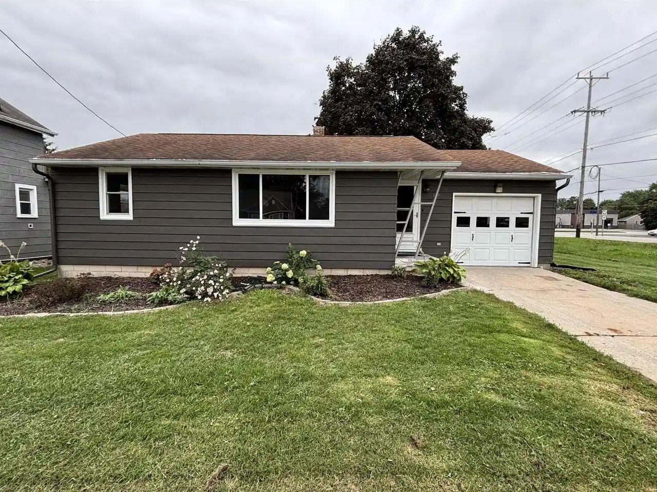 Photo 1 of Single family home for sale at 729 W Cedar St, Hilbert, WI 54129 | MLS# 50332884 | Listing updated on 2026-09-23