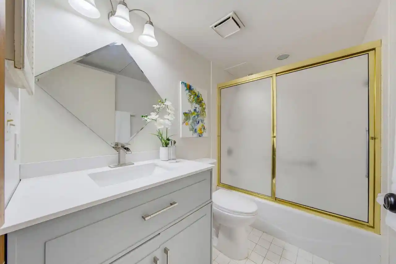 Photo 3 of Condo for sale at 3942 N Oakland Ave #135, Milwaukee, WI 53211 | MLS# 1981206 | Listing updated on 2026-09-18