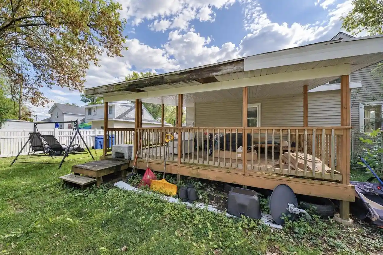 Photo 3 of Single family home for sale at 122 River St, Wausau, WI 54401 | MLS# 22604638 | Listing updated on 2026-09-18