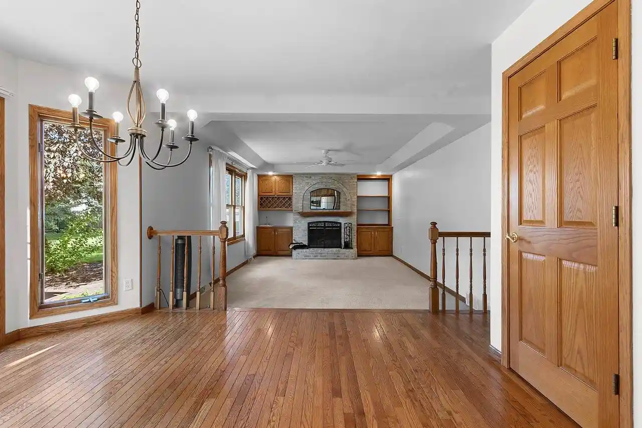 Photo 3 of Single family home for sale at 1934 Pike Ln, De Pere, WI 54115 | MLS# 50332893 | Listing updated on 2026-09-18