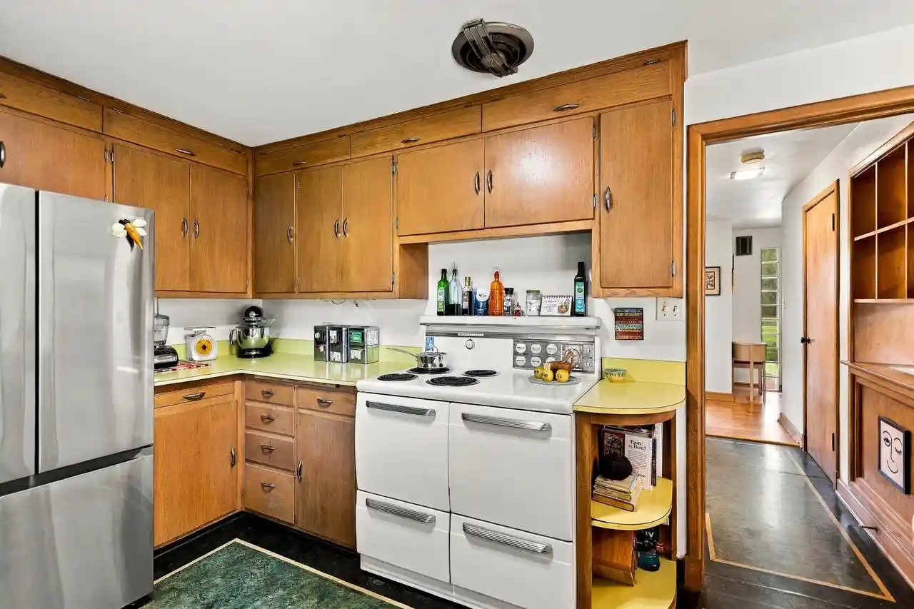 Photo 4 of Single family home for sale at 1409 25th Street, Two Rivers, WI 54241 | MLS# 1981217 | Listing updated on 2026-09-20