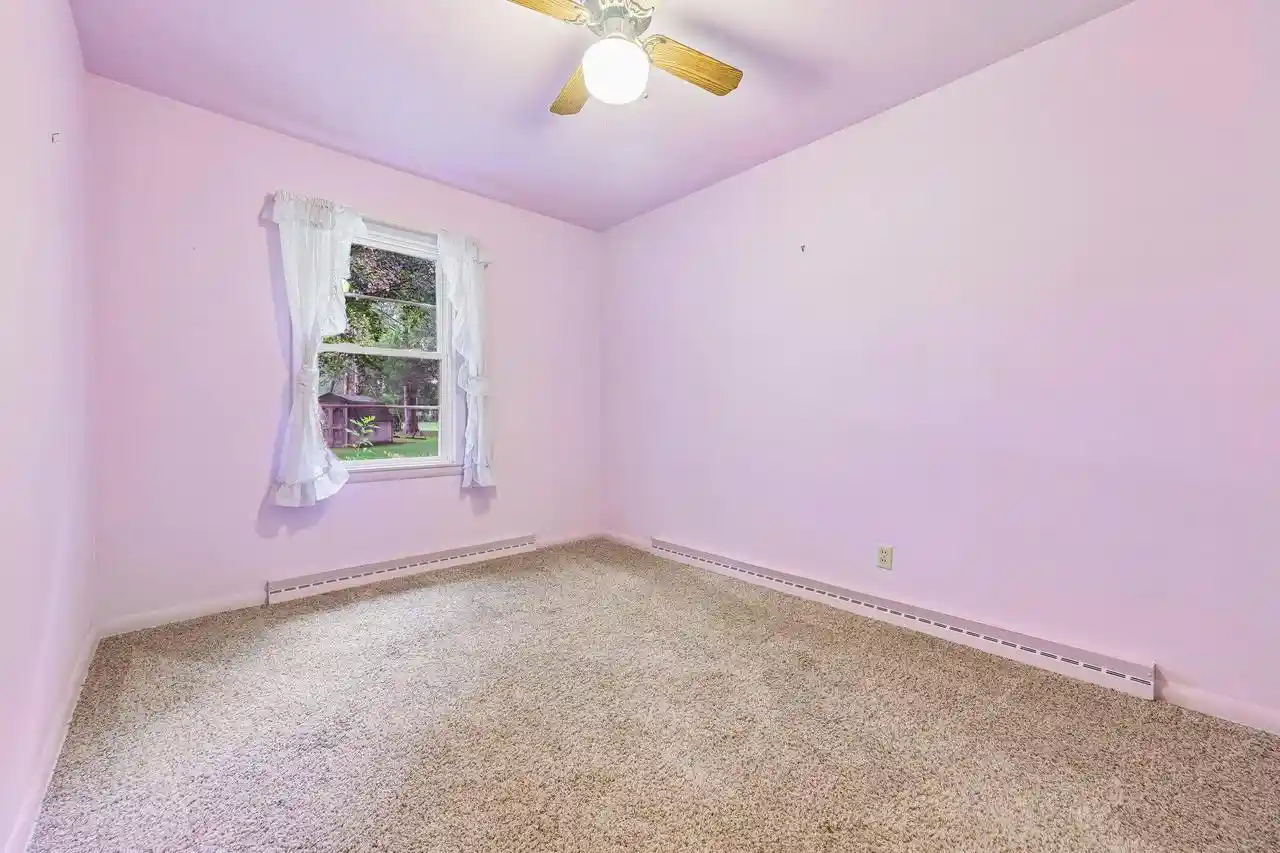 Photo 3 of Single family home for sale at N68w29376 Hartling Rd, Hartland, WI 53029 | MLS# 1981215 | Listing updated on 2026-09-21