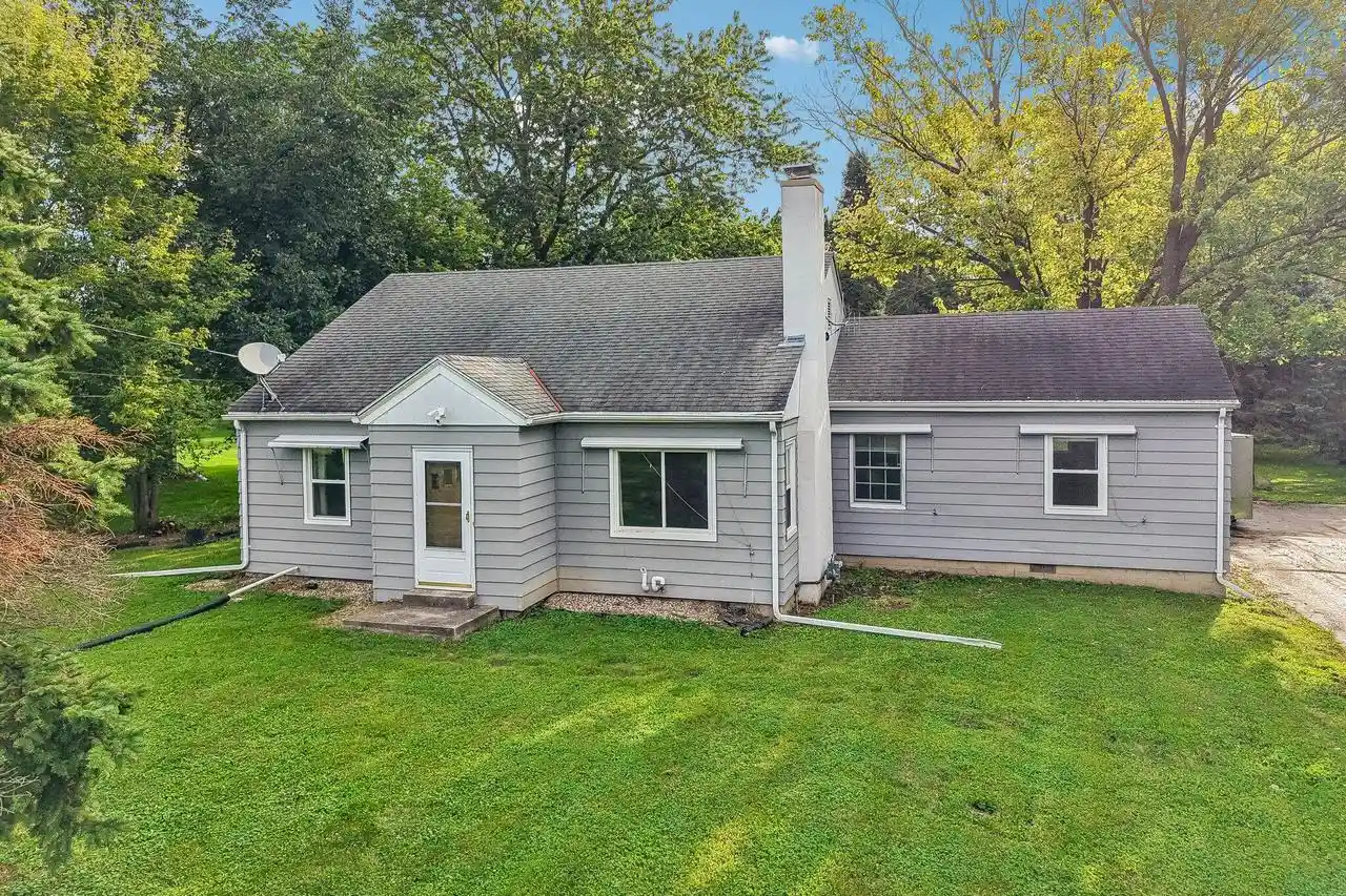 Photo 1 of Single family home for sale at W279n1666 Prospect Ave, Pewaukee, WI 53072 | MLS# 1981219 | Listing updated on 2026-09-27