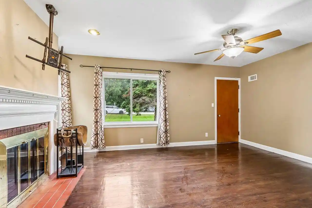 Photo 3 of Single family home for sale at W279n1666 Prospect Ave, Pewaukee, WI 53072 | MLS# 1981219 | Listing updated on 2026-09-27