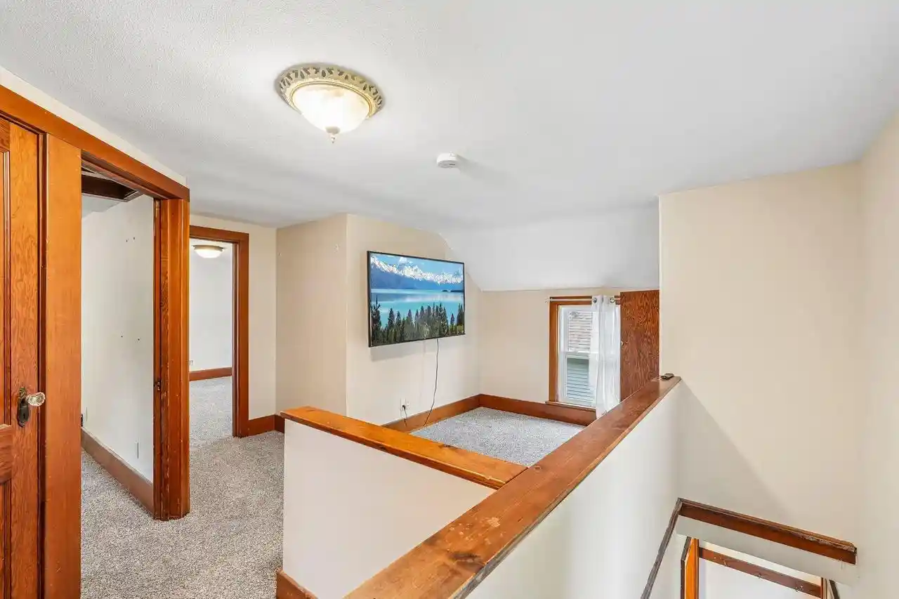 Photo 3 of Single family home for sale at 606 Cochrane St, Waupun, WI 53963 | MLS# 2032977 | Listing updated on 2026-09-22