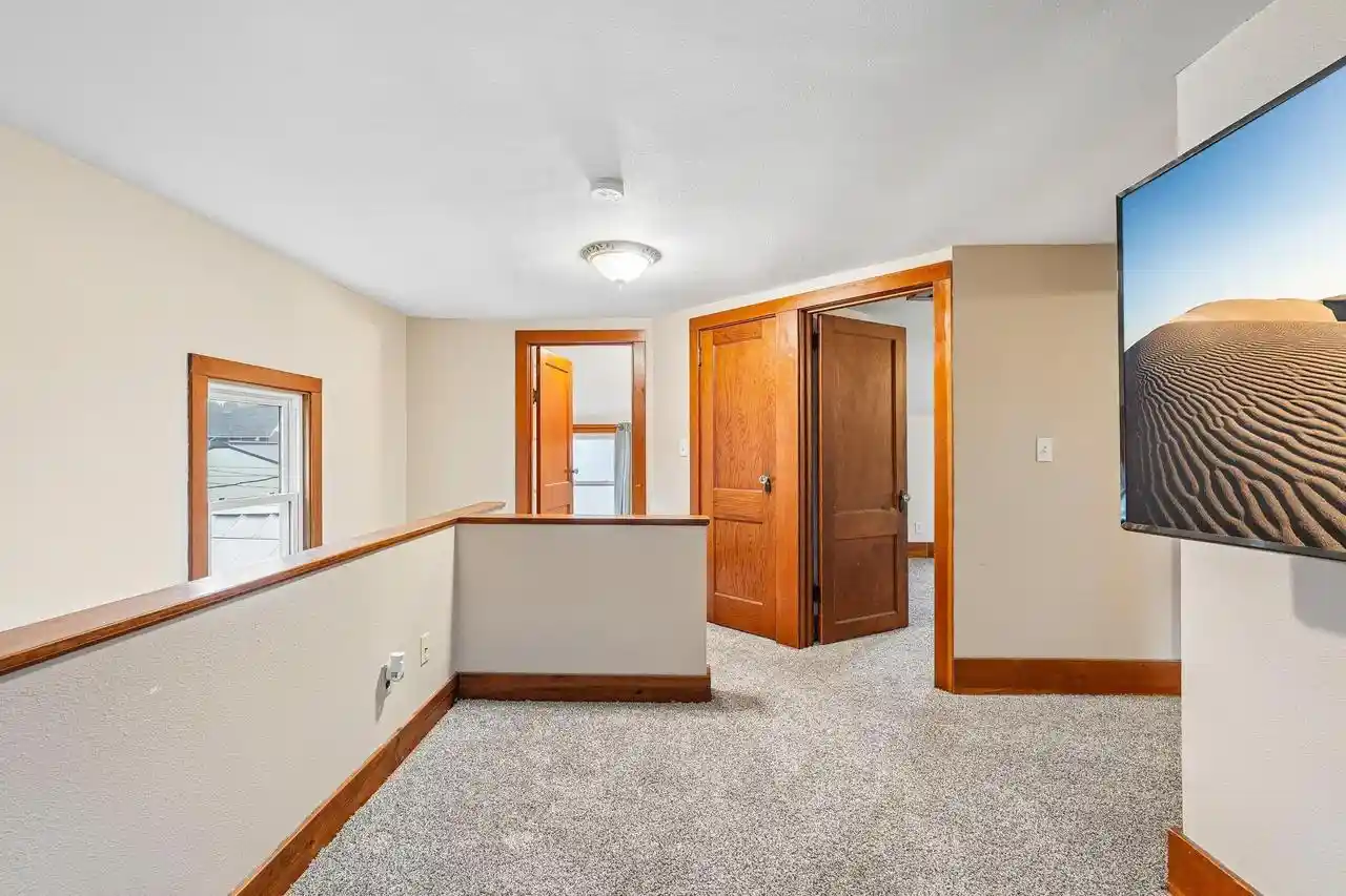 Photo 4 of Single family home for sale at 606 Cochrane St, Waupun, WI 53963 | MLS# 2032977 | Listing updated on 2026-09-22