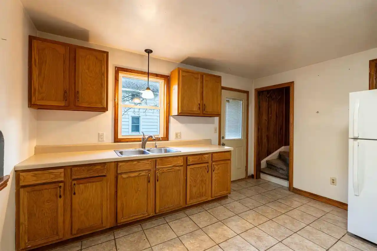 Photo 3 of Single family home for sale at 1010 S 7th Avenue, Wausau, WI 54401 | MLS# 22604640 | Listing updated on 2026-09-22