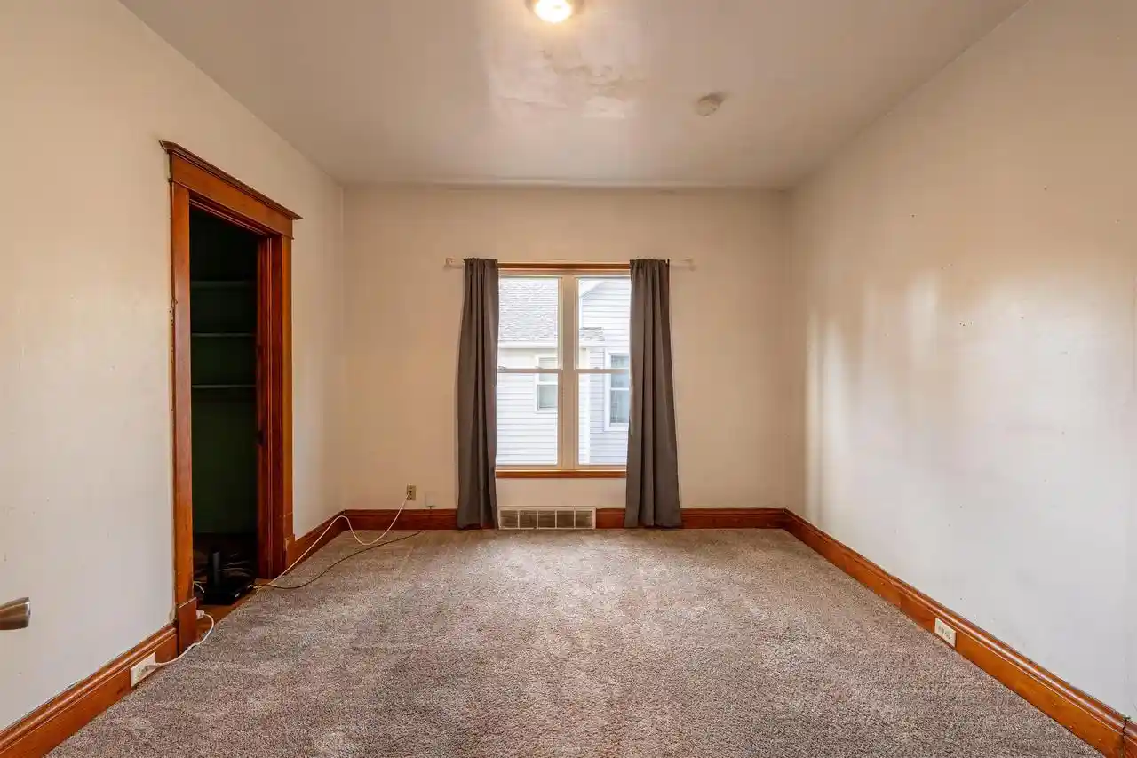 Photo 4 of Single family home for sale at 1010 S 7th Avenue, Wausau, WI 54401 | MLS# 22604640 | Listing updated on 2026-09-22