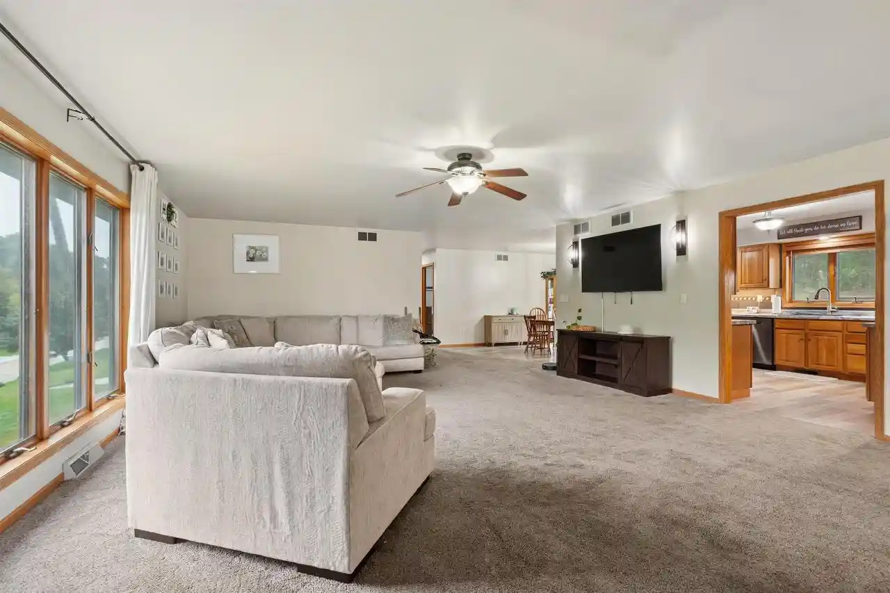 Photo 3 of Single family home for sale at 675 Pyrite Rd, Platteville, WI 53818 | MLS# 2032976 | Listing updated on 2026-09-24