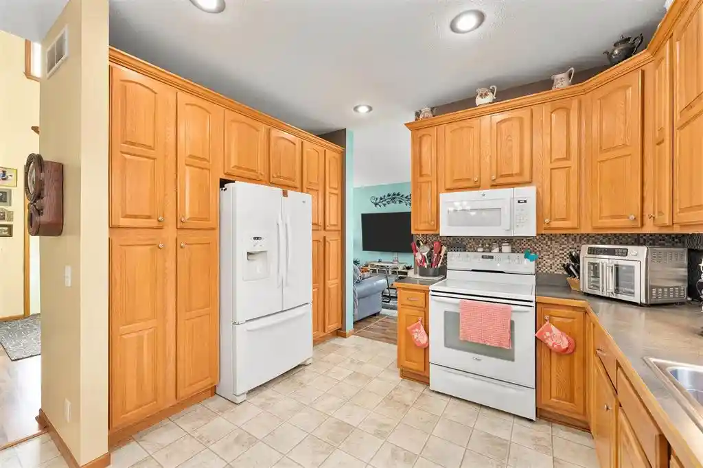 Photo 3 of Single family home for sale at 5912 84th Avenue, Chippewa Falls, WI 54729 | MLS# 1605269 | Listing updated on 2026-09-18