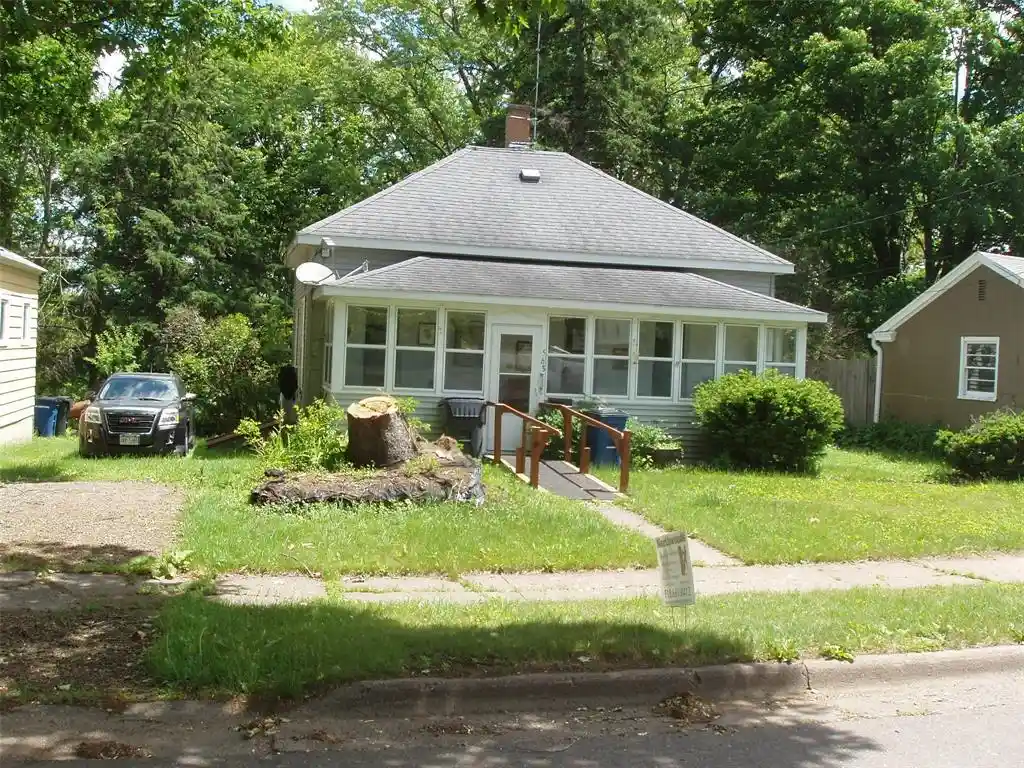 Photo 2 of Single family home for sale at 563 S 3rd Avenue, Park Falls, WI 54552 | MLS# 1605276 | Listing updated on 2026-09-22