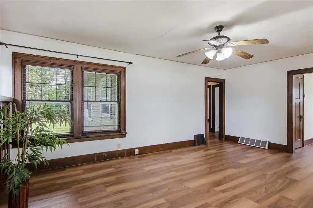 Photo 3 of Single family home for sale at 515 12th Avenue, Menomonie, WI 54751 | MLS# 1605241 | Listing updated on 2026-09-21