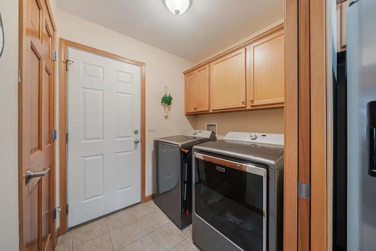 Photo 4 of Condo for sale at 646 S Lincoln St, Hortonville, WI 54944 | MLS# 50332905 | Listing updated on 2026-09-20