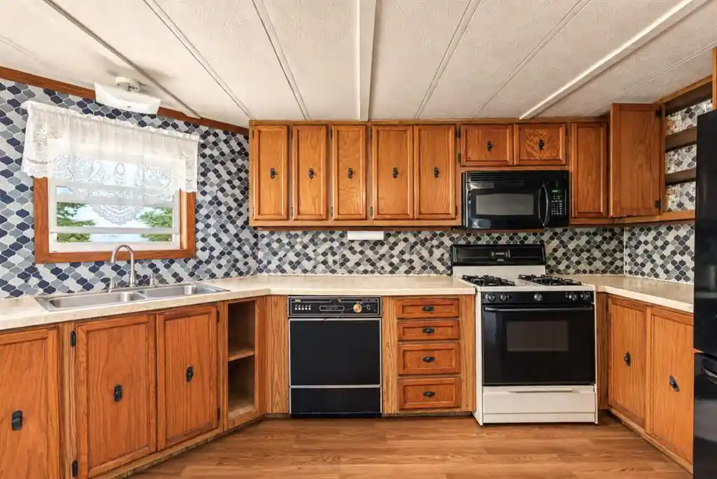 Photo 2 of Single family home for sale at S 15495 County Rd M, Fairchild, WI 54741 | MLS# 1605223 | Listing updated on 2026-09-21