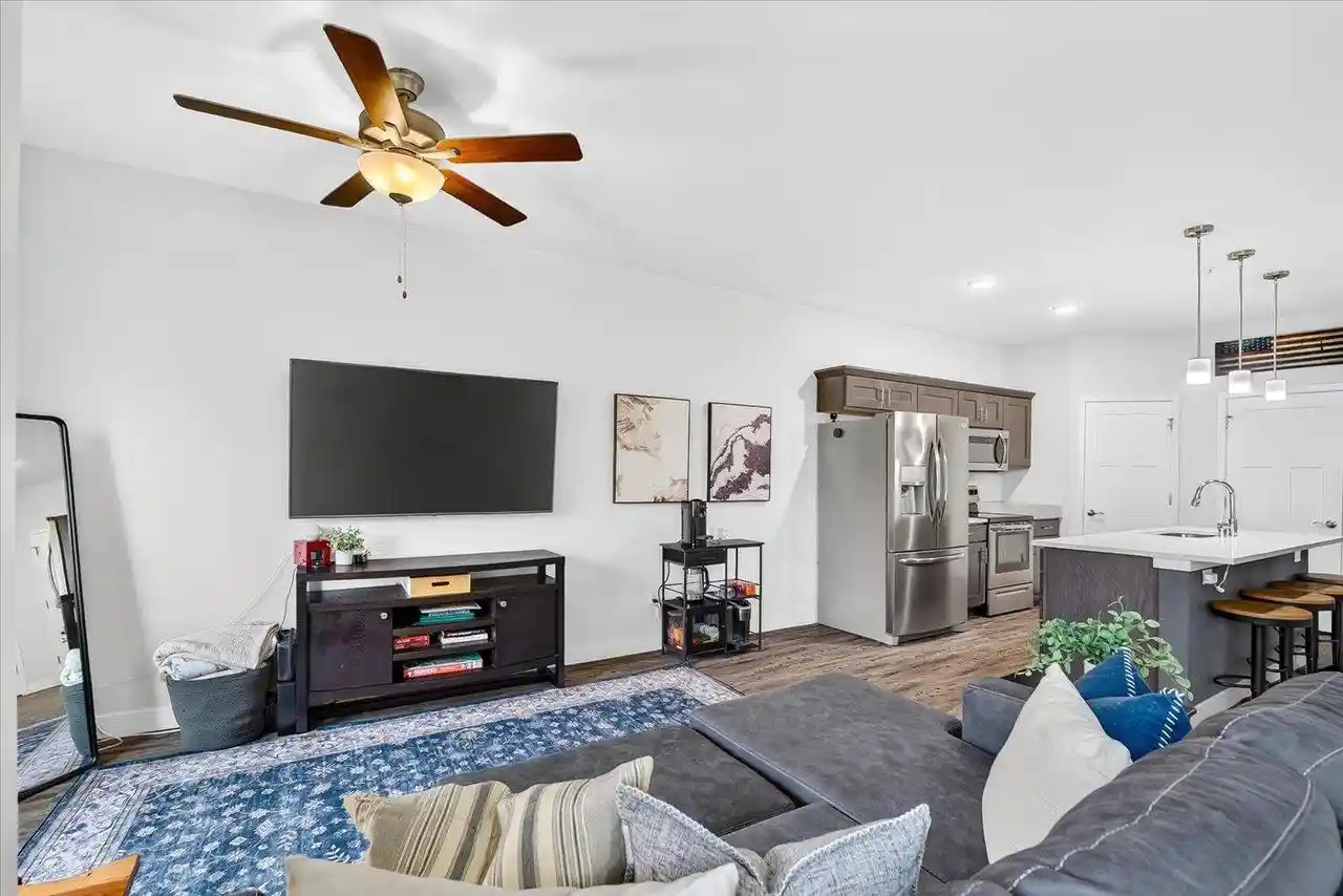 Listing Photo 5 - Condo for sale in building located at 4910 Innovation Dr, Deforest, WI 53532 - Unit #105