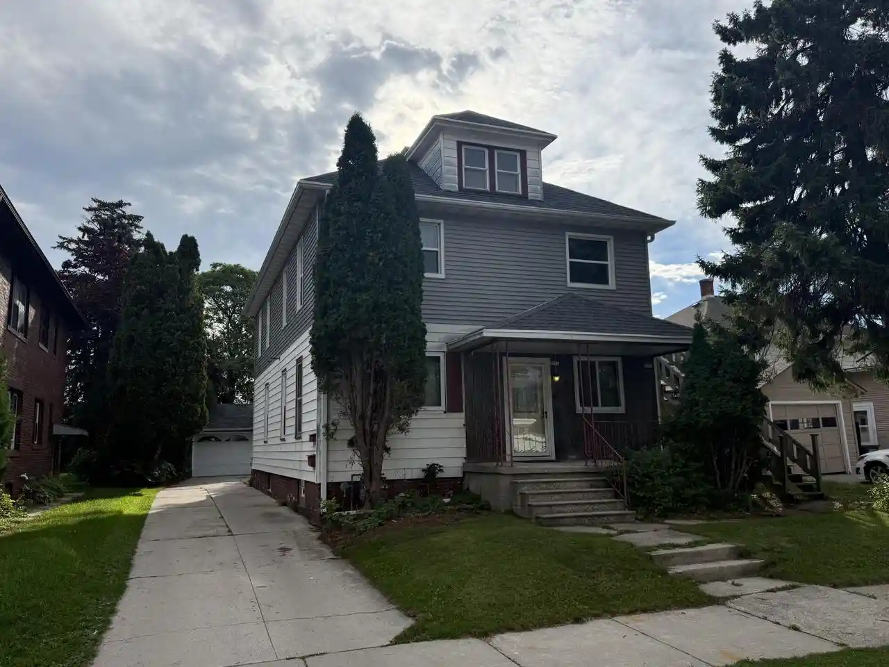 Photo 1 of Multi family home for sale at 2009 S 14th Street #2011, Sheboygan, WI 53081 | MLS# 1981243 | Listing updated on 2026-09-24