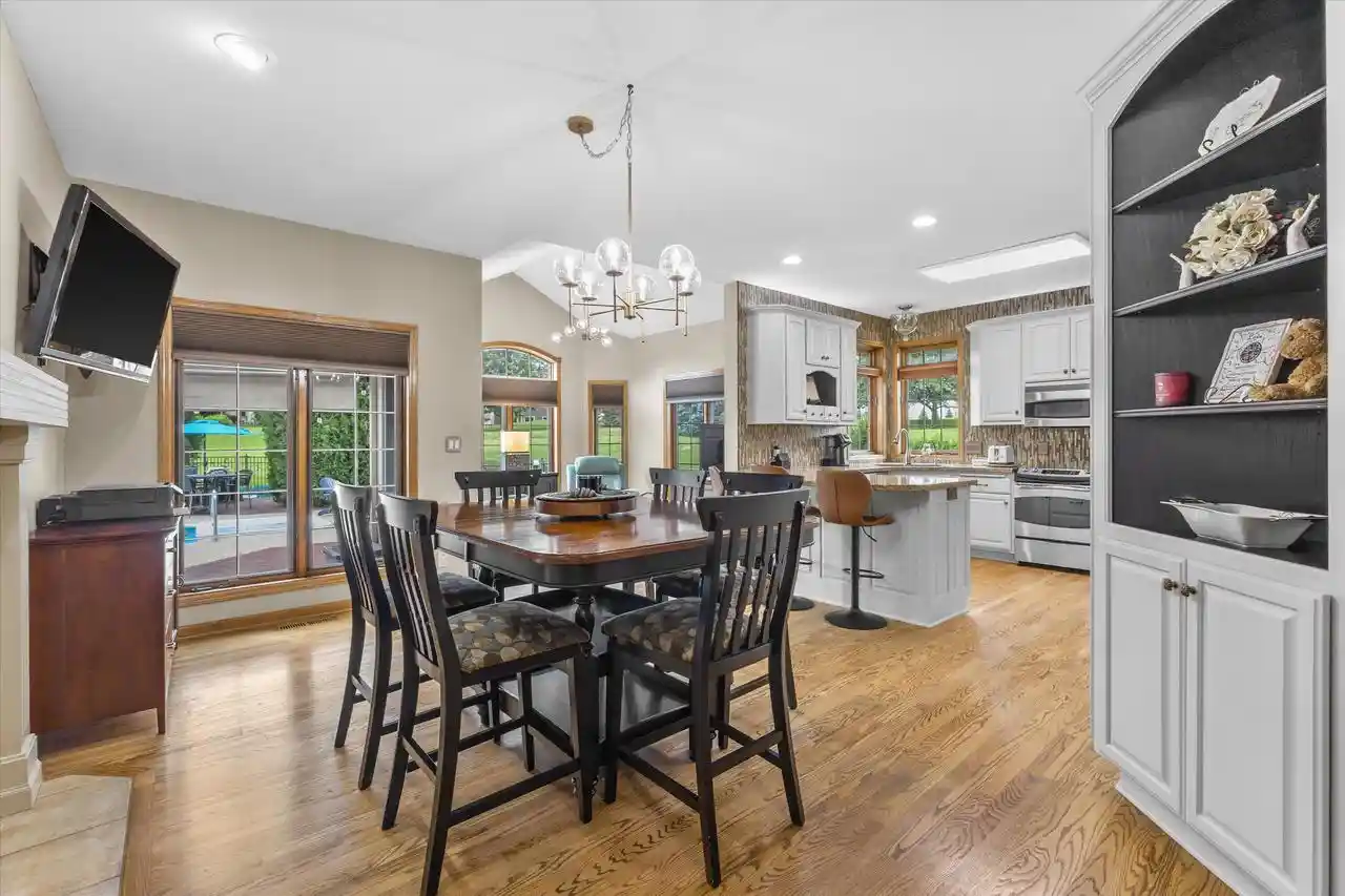 Photo 4 of Single family home for sale at W287n921 Bedouin Ct, Waukesha, WI 53188 | MLS# 1981244 | Listing updated on 2026-09-27