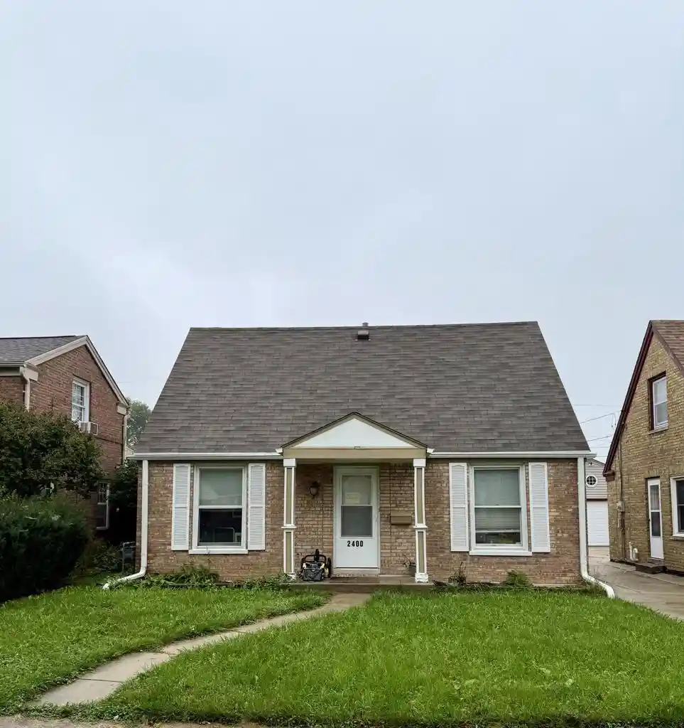Photo 1 of Single family home for sale at 2400 Gillen St, Racine, WI 53403 | MLS# 1981247 | Listing updated on 2026-09-18