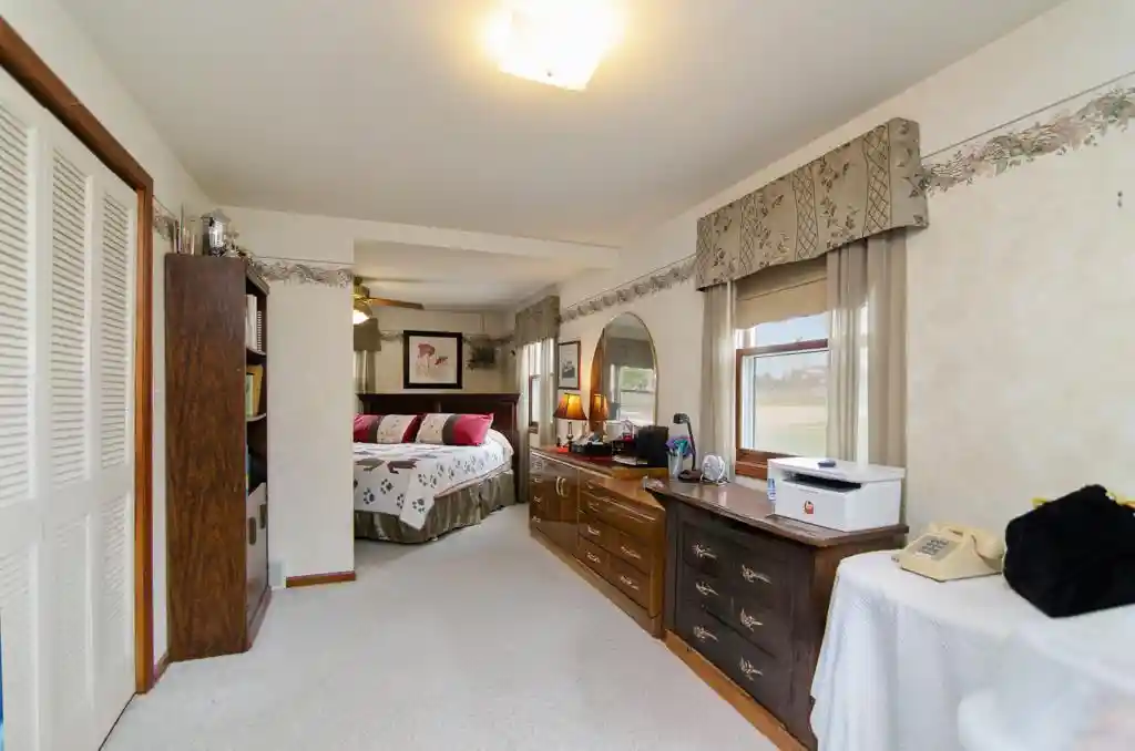 Photo 3 of Single family home for sale at 1266 Shadow Ln, Green Bay, WI 54304 | MLS# 50332896 | Listing updated on 2026-09-21
