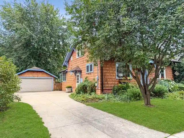 Photo 1 of Single family home for sale at 1127 W Elsie St, Appleton, WI 54914 | MLS# 50332907 | Listing updated on 2026-09-21