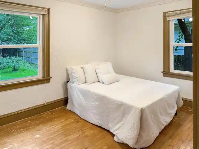 Photo 2 of Single family home for sale at 1127 W Elsie St, Appleton, WI 54914 | MLS# 50332907 | Listing updated on 2026-09-21