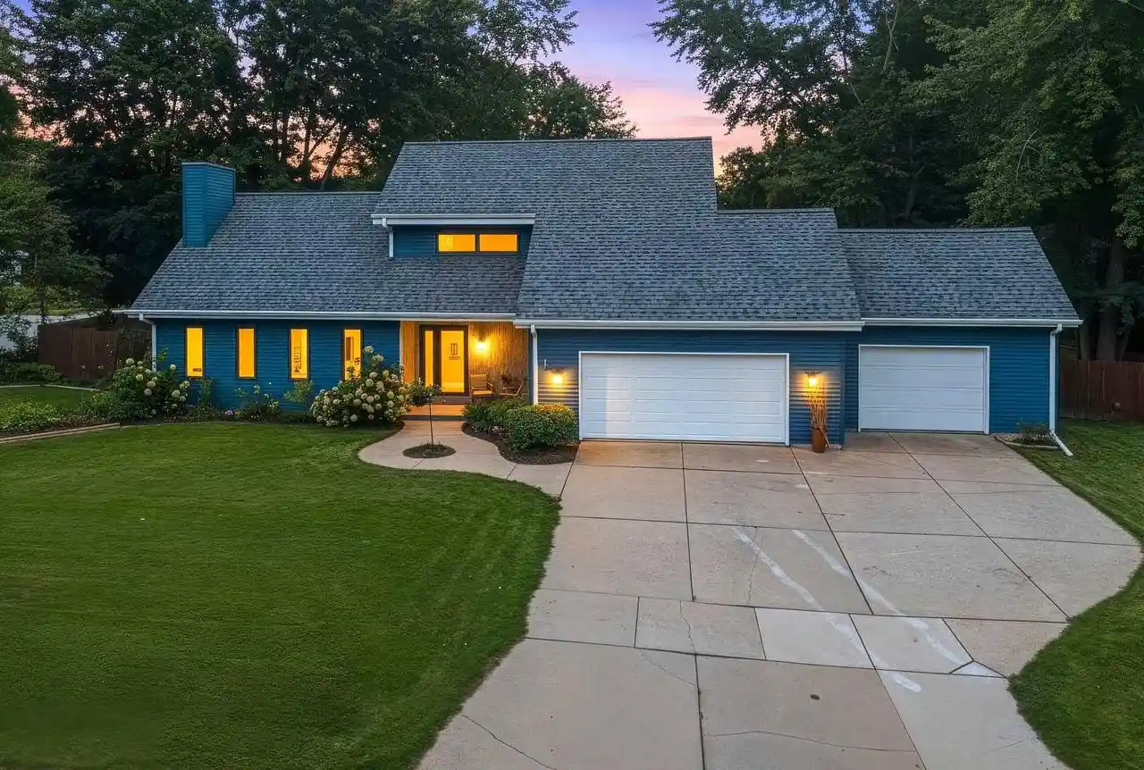 Photo 1 of Single family home for sale at 3003 Open Gate Trl, Green Bay, WI 54313 | MLS# 50332904 | Listing updated on 2026-10-04