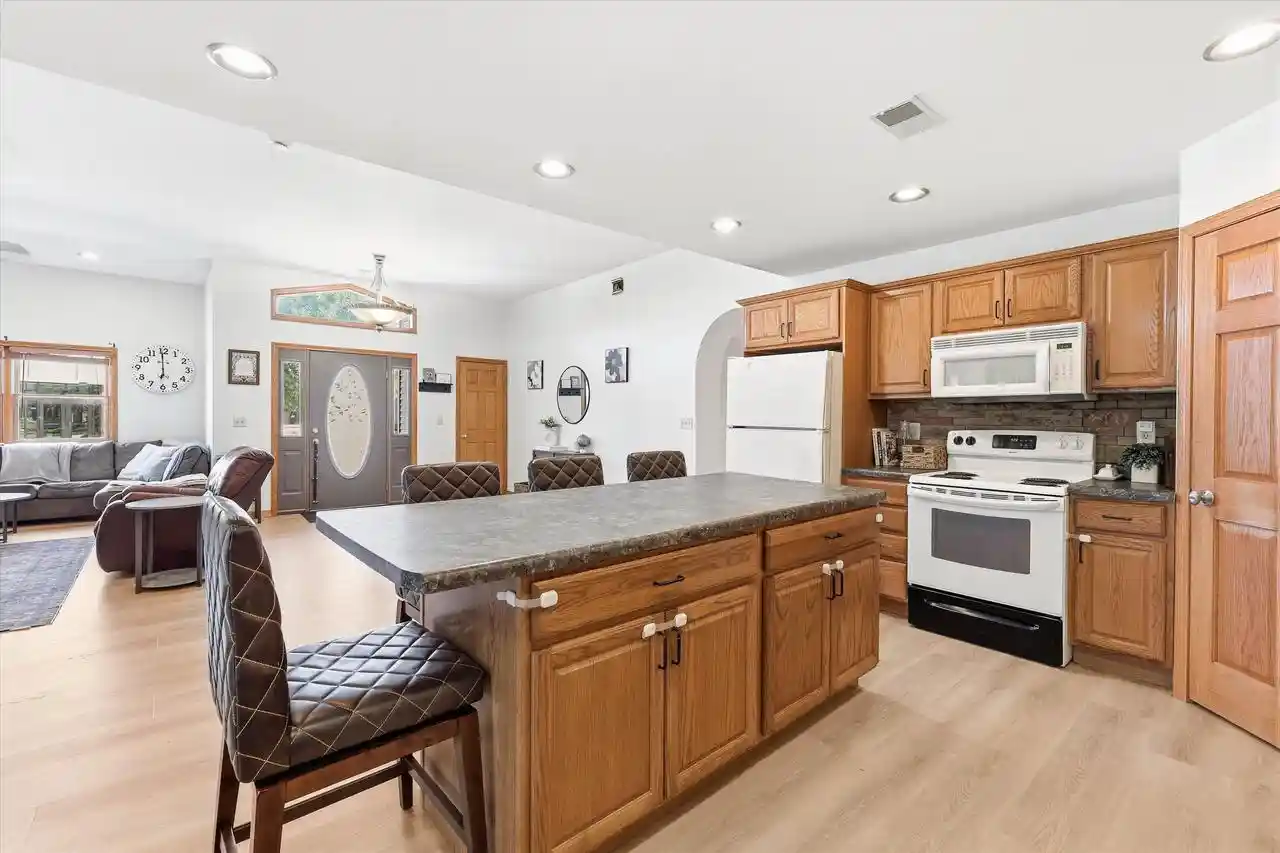 Photo 38 of Single family home for sale at 341 Manitowoc St, Reedsville, WI 54230 | MLS# 50332920 | Listing updated on 2026-09-18