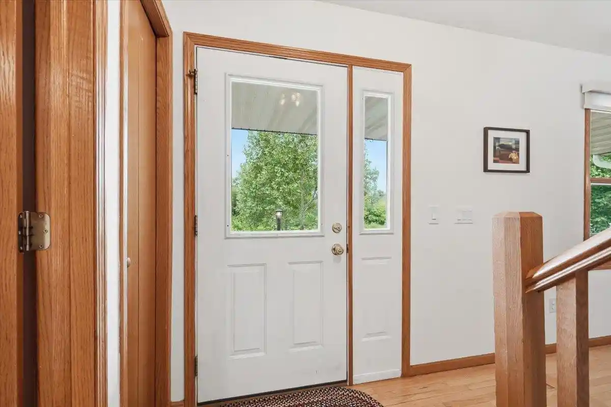 Photo 3 of Sale Pending at 6801 Whittlesey Rd, Middleton, WI 53562 | MLS# 2032984 | Listing updated on 2026-09-24