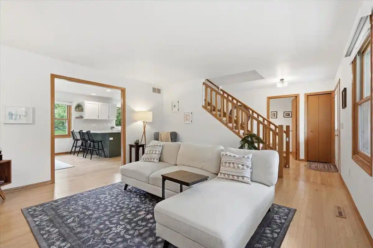 Photo 3 of Sale Pending at 6801 Whittlesey Rd, Middleton, WI 53562 | MLS# 2032984 | Listing updated on 2026-09-24