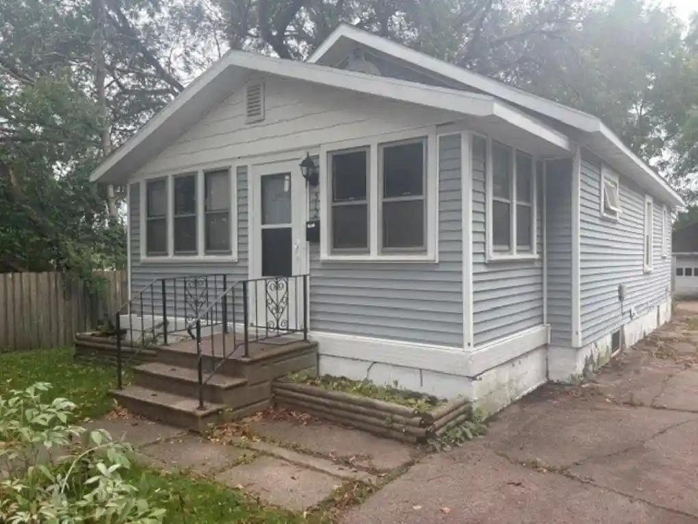 Single family home for sale at 512 Nina Ave, Wausau, WI 54403 | MLS# 22604648