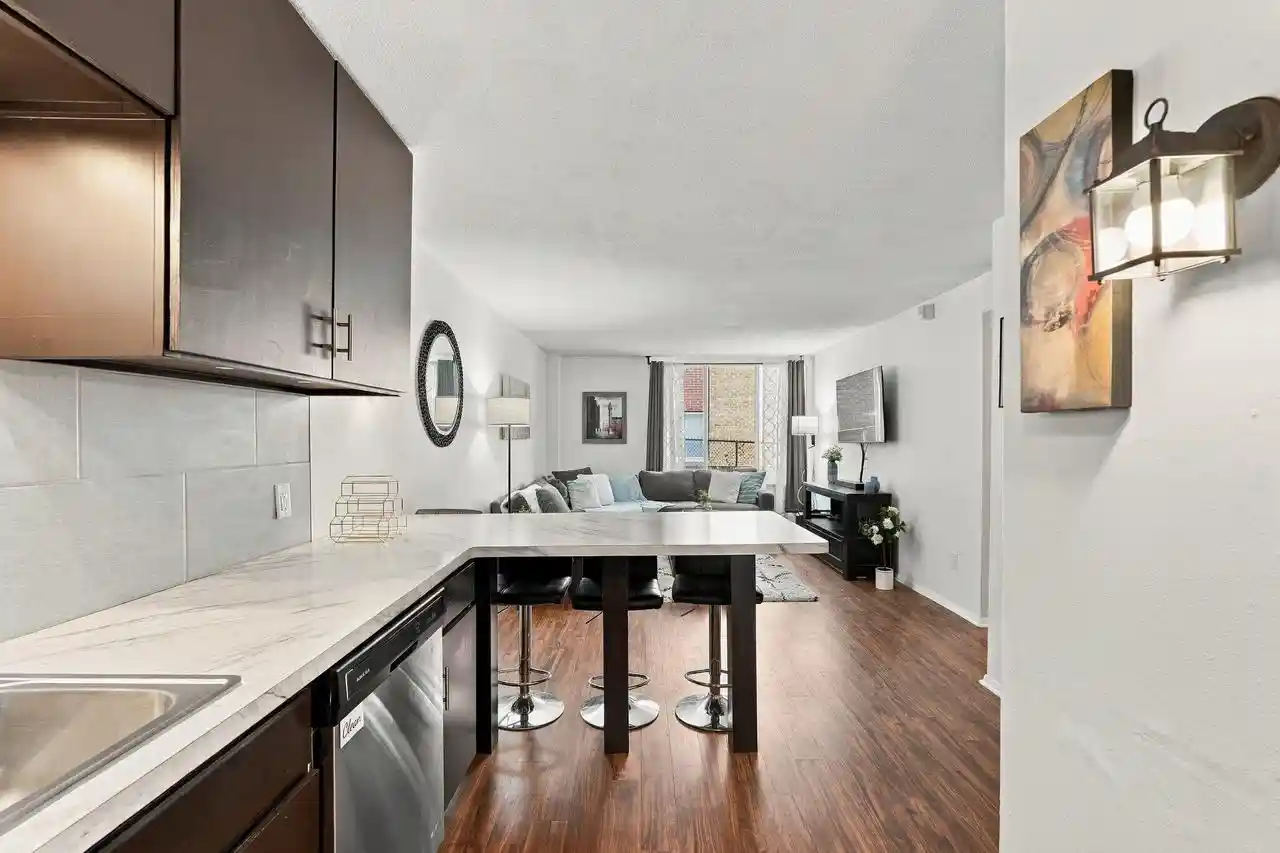 Photo 2 of Condo for sale at 1409 Propsect Ave #102, Milwaukee, WI 53202 | MLS# 1981270 | Listing updated on 2026-10-08