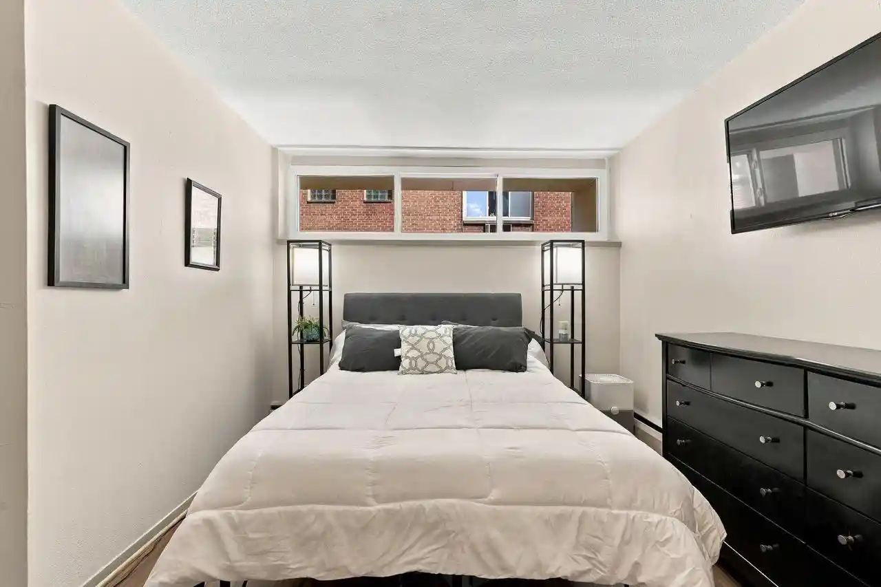 Photo 3 of Condo for sale at 1409 Propsect Ave #102, Milwaukee, WI 53202 | MLS# 1981270 | Listing updated on 2026-10-08