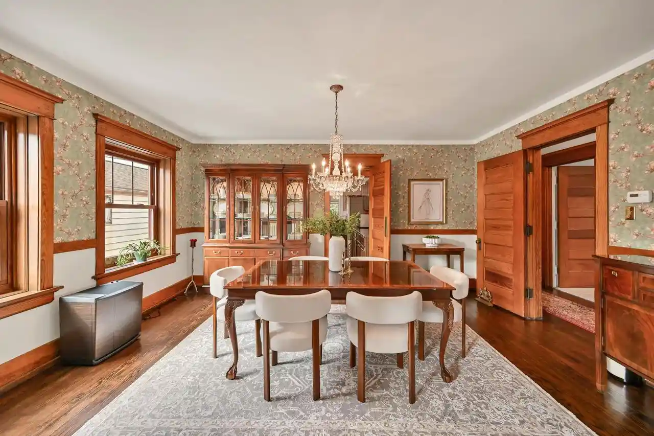 Photo 3 of Single family home for sale at 1569 N Warren Ave, Milwaukee, WI 53202 | MLS# 1981271 | Listing updated on 2026-09-25