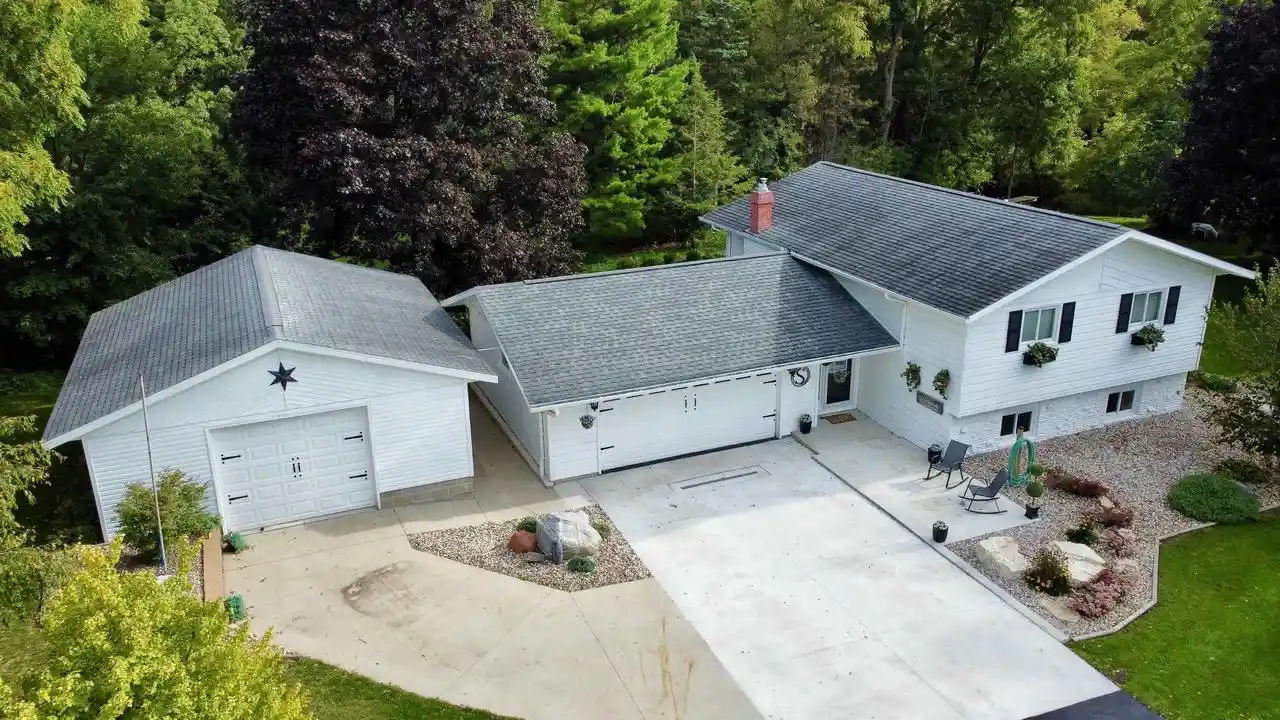Photo 1 of Single family home for sale at N6277 Creek Rd, Fond Du Lac, WI 54937 | MLS# 50332939 | Listing updated on 2026-09-22