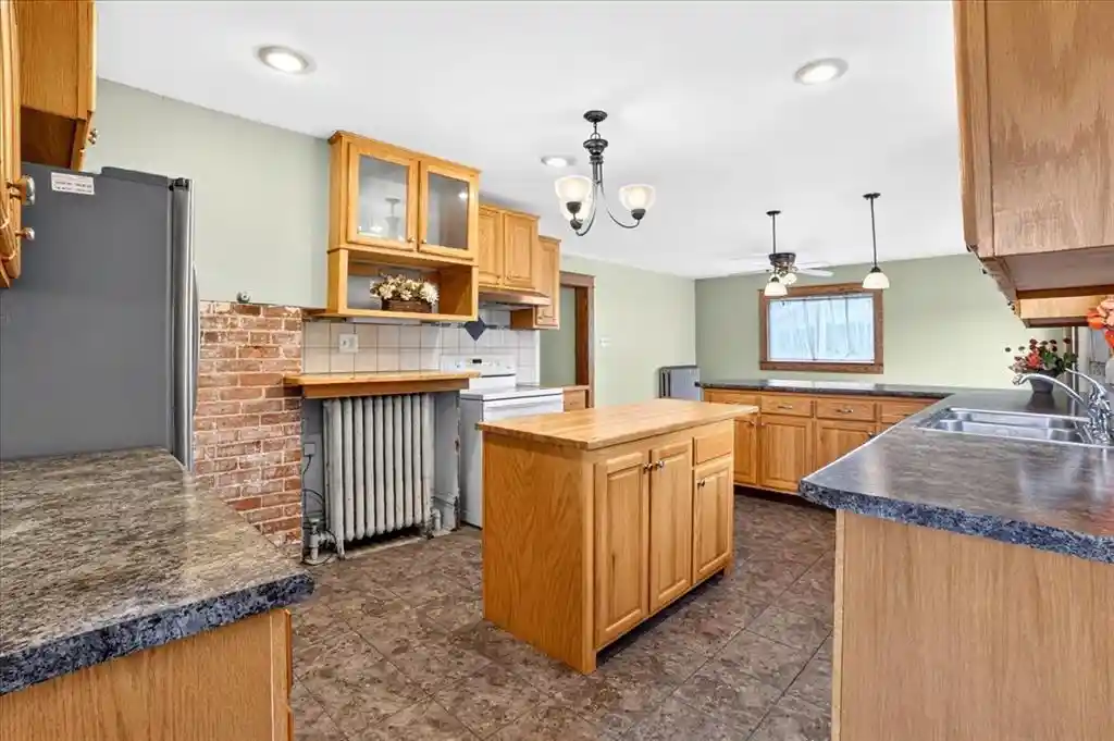 Photo 4 of Single family home for sale at 113 W Lincoln Ave, Fall Creek, WI 54742 | MLS# 1605234 | Listing updated on 2026-09-18