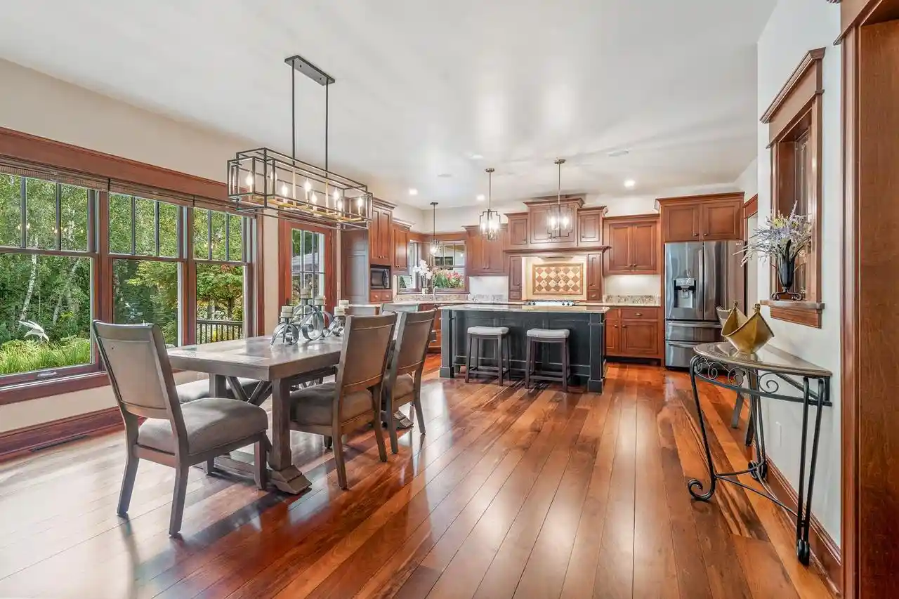 Photo 3 of Single family home for sale at 1000 Crown Pointe Cir, Suamico, WI 54173 | MLS# 50332926 | Listing updated on 2026-10-07