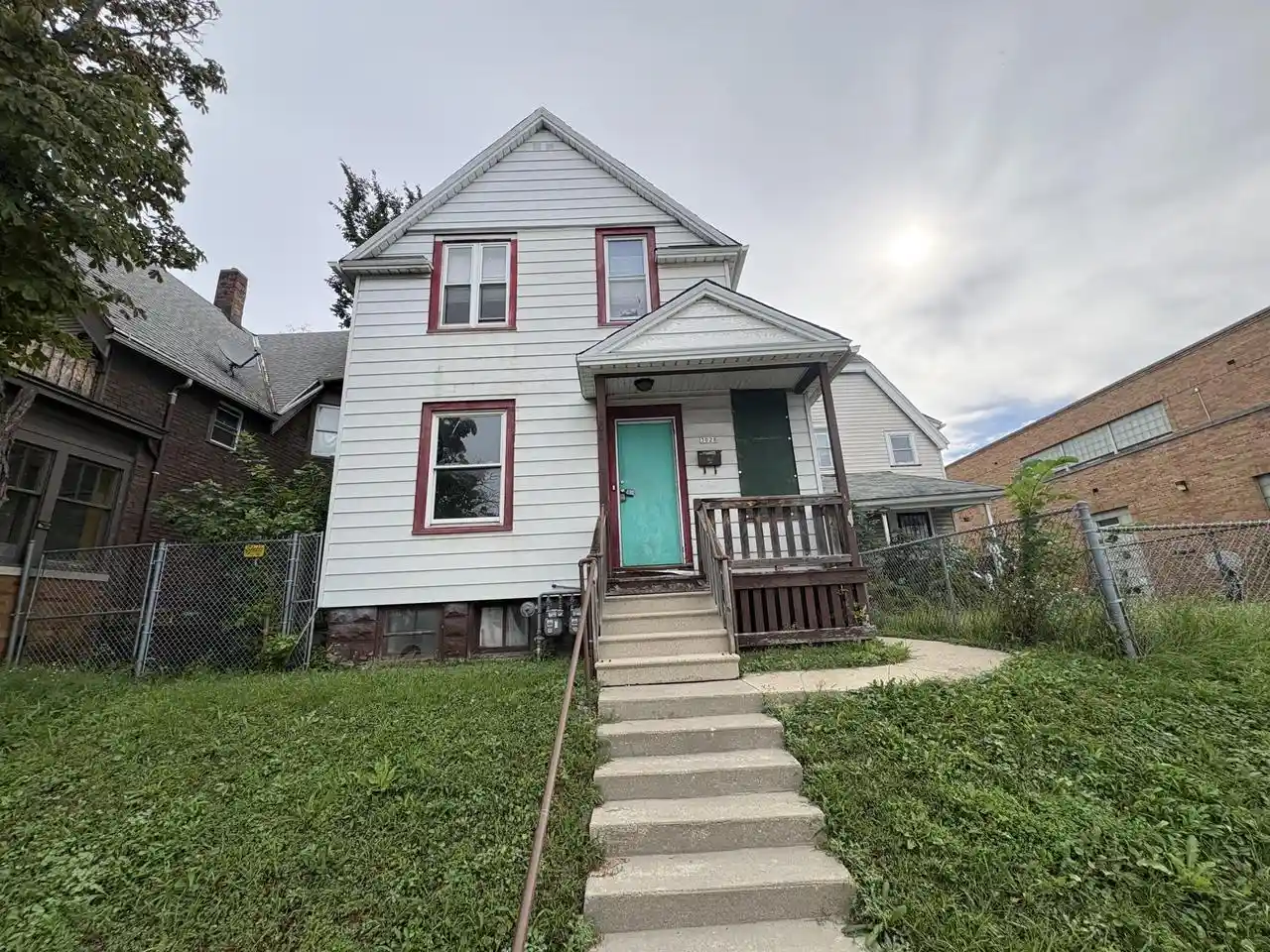 Photo 2 of Multi family home for sale at 3028 N Holton St #3028A, Milwaukee, WI 53212 | MLS# 1981288 | Listing updated on 2026-09-18