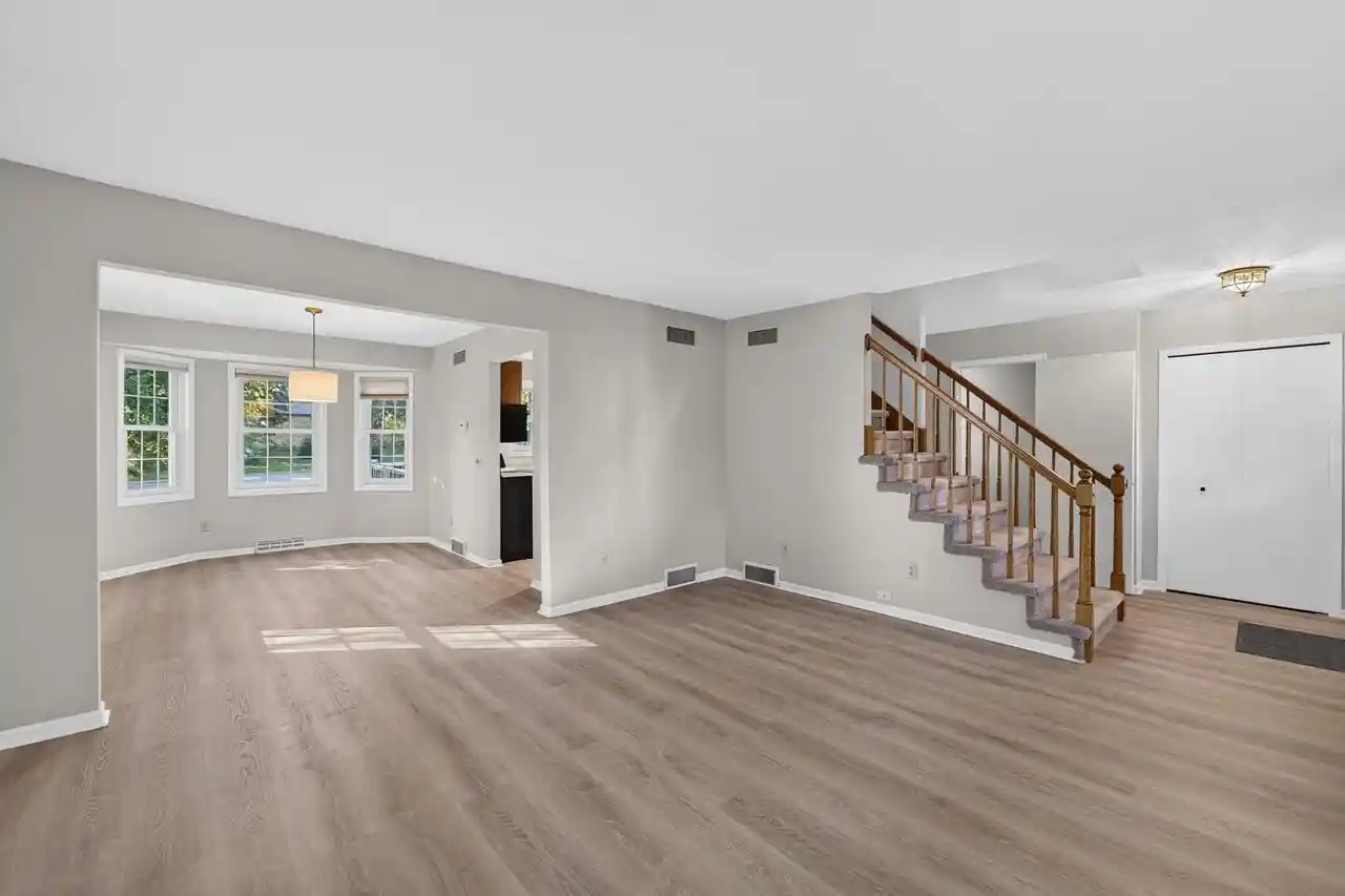 Photo 3 of Single family home for sale at 9 Ct Of Brixham, Madison, WI 53705 | MLS# 2033006 | Listing updated on 2026-10-07