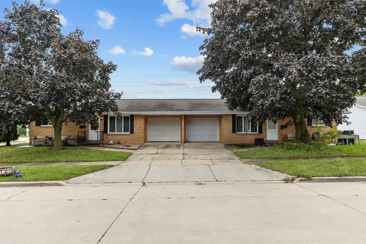 Photo 1 of Multi family home for sale at 801 W Browning St, Appleton, WI 54914 | MLS# 50332948 | Listing updated on 2026-09-22