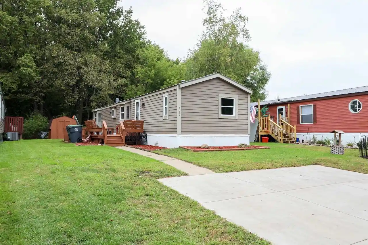 Photo 1 of Single family home for sale at 5322 Sandppiper Ln, La Crosse, WI 54601 | MLS# 2033008 | Listing updated on 2026-09-18