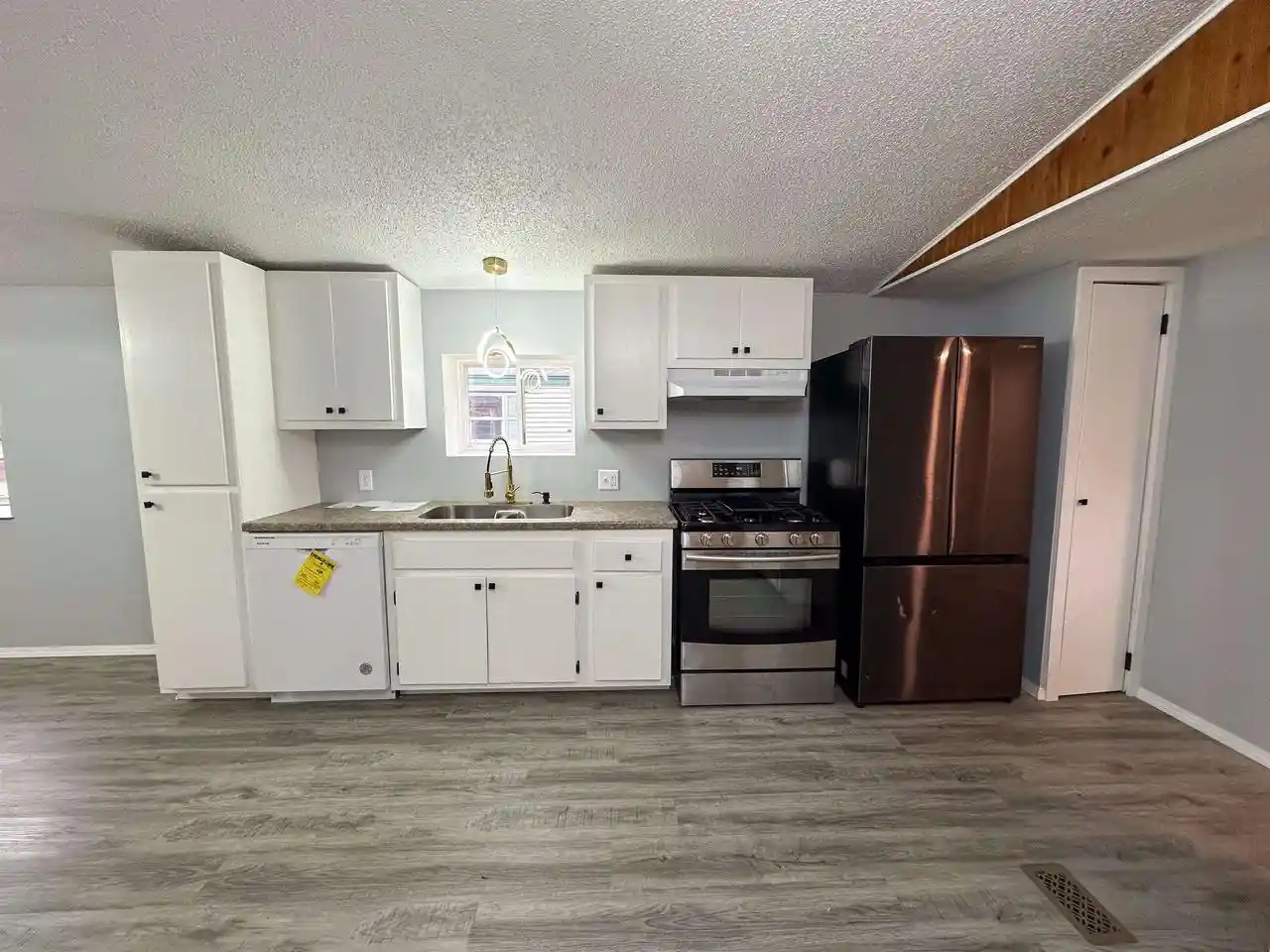 Photo 4 of Single family home for sale at 5322 Sandppiper Ln, La Crosse, WI 54601 | MLS# 2033008 | Listing updated on 2026-09-18