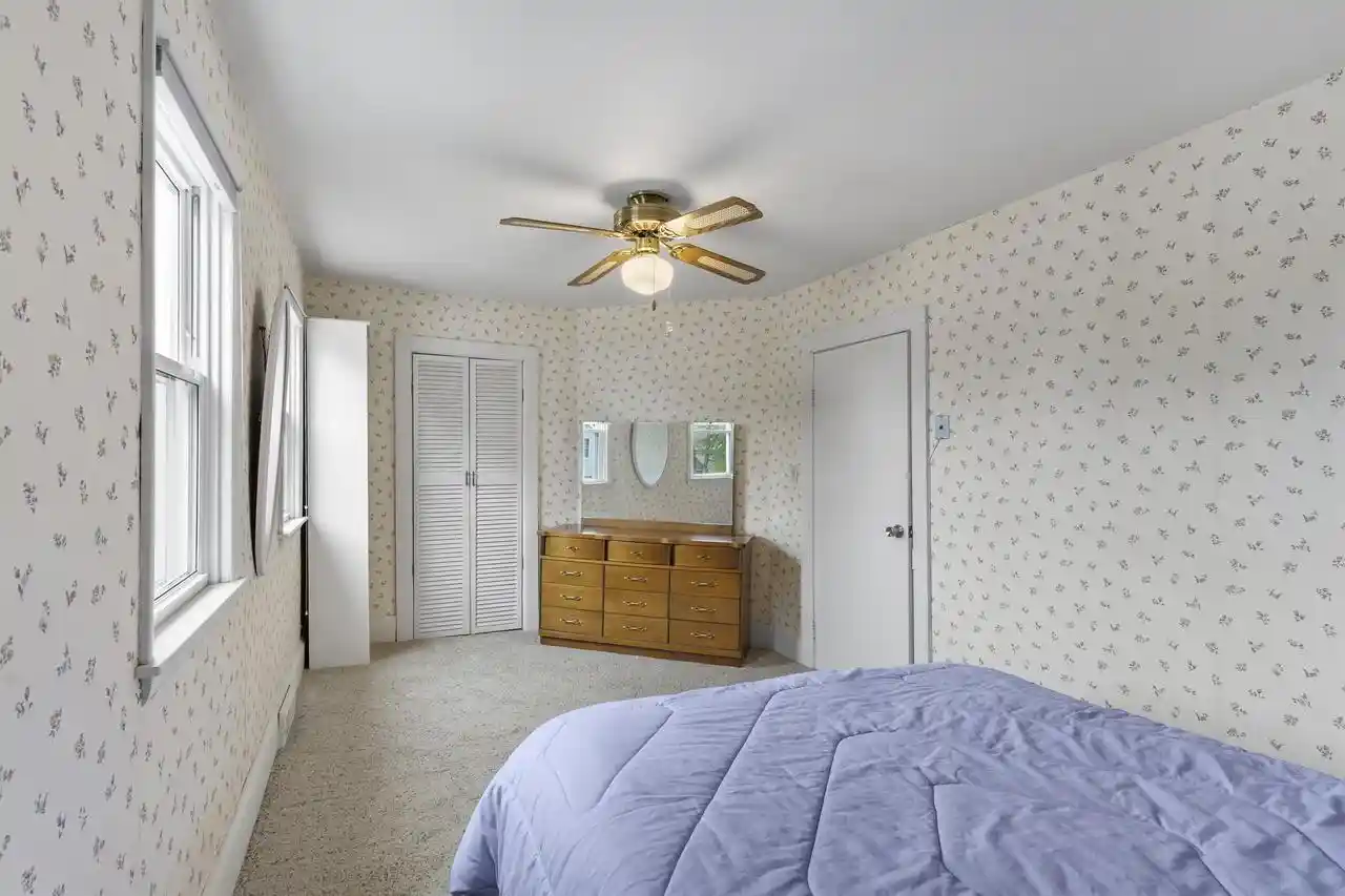 Photo 3 of Single family home for sale at 1123 Garfield Ave, Marinette, WI 54143 | MLS# 50332959 | Listing updated on 2026-09-18