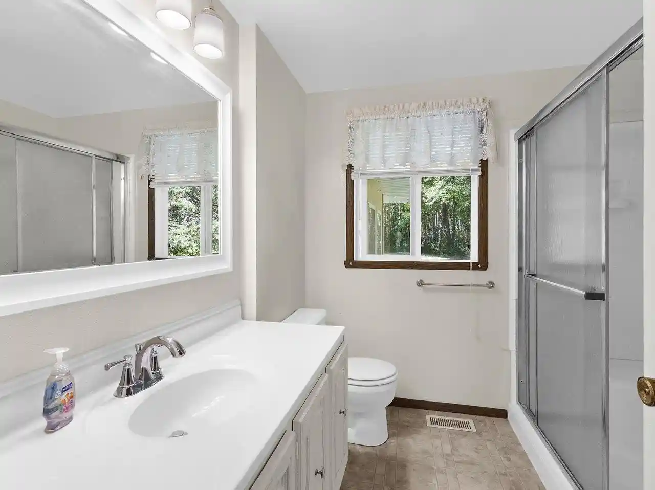 Photo 4 of Single family home for sale at N2193 Krause Rd, Marinette, WI 54143 | MLS# 50332951 | Listing updated on 2026-09-18