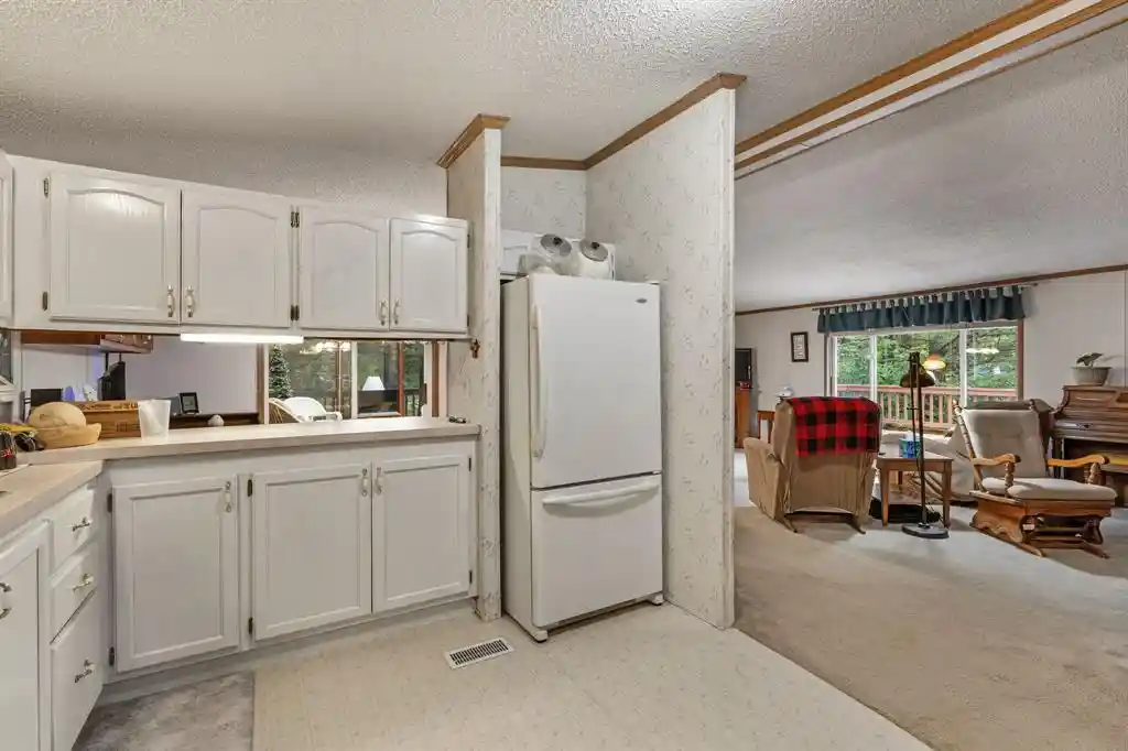 Photo 4 of Single family home for sale at W8268 Sand Rd, Shell Lake, WI 54871 | MLS# 1605270 | Listing updated on 2026-09-21