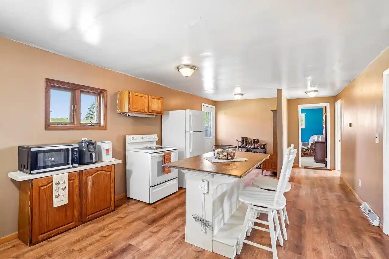Photo 3 of Single family home for sale at N7632 Larson Rd, Cambria, WI 53923 | MLS# 2033011 | Listing updated on 2026-10-05
